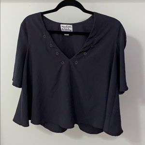 Split sleeve T-shirt w grommet details around neck